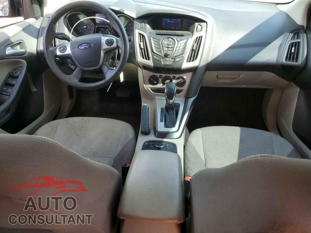 FORD FOCUS 2014 - 1FADP3F22EL228858