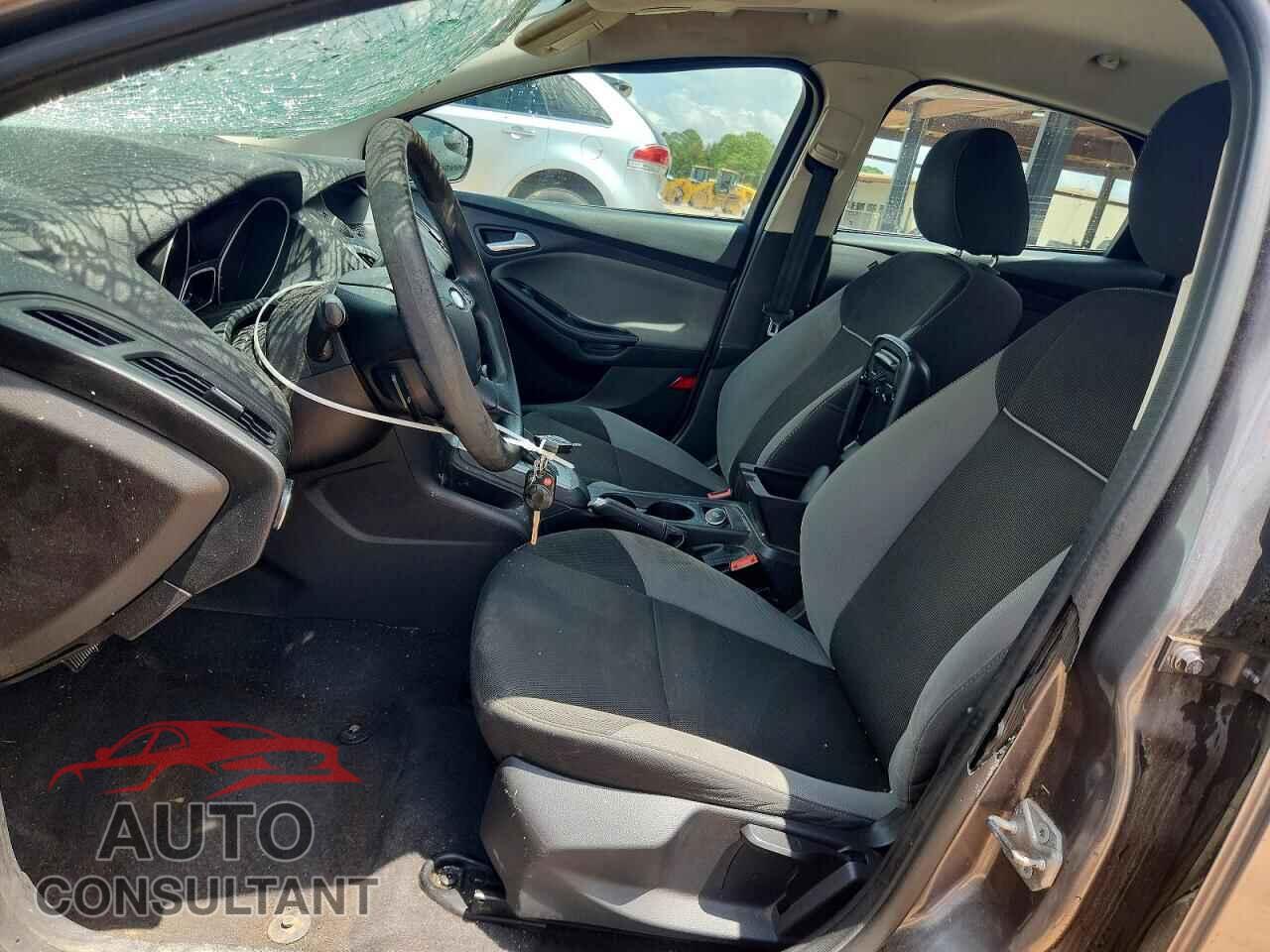 FORD FOCUS 2014 - 1FADP3F26EL277657