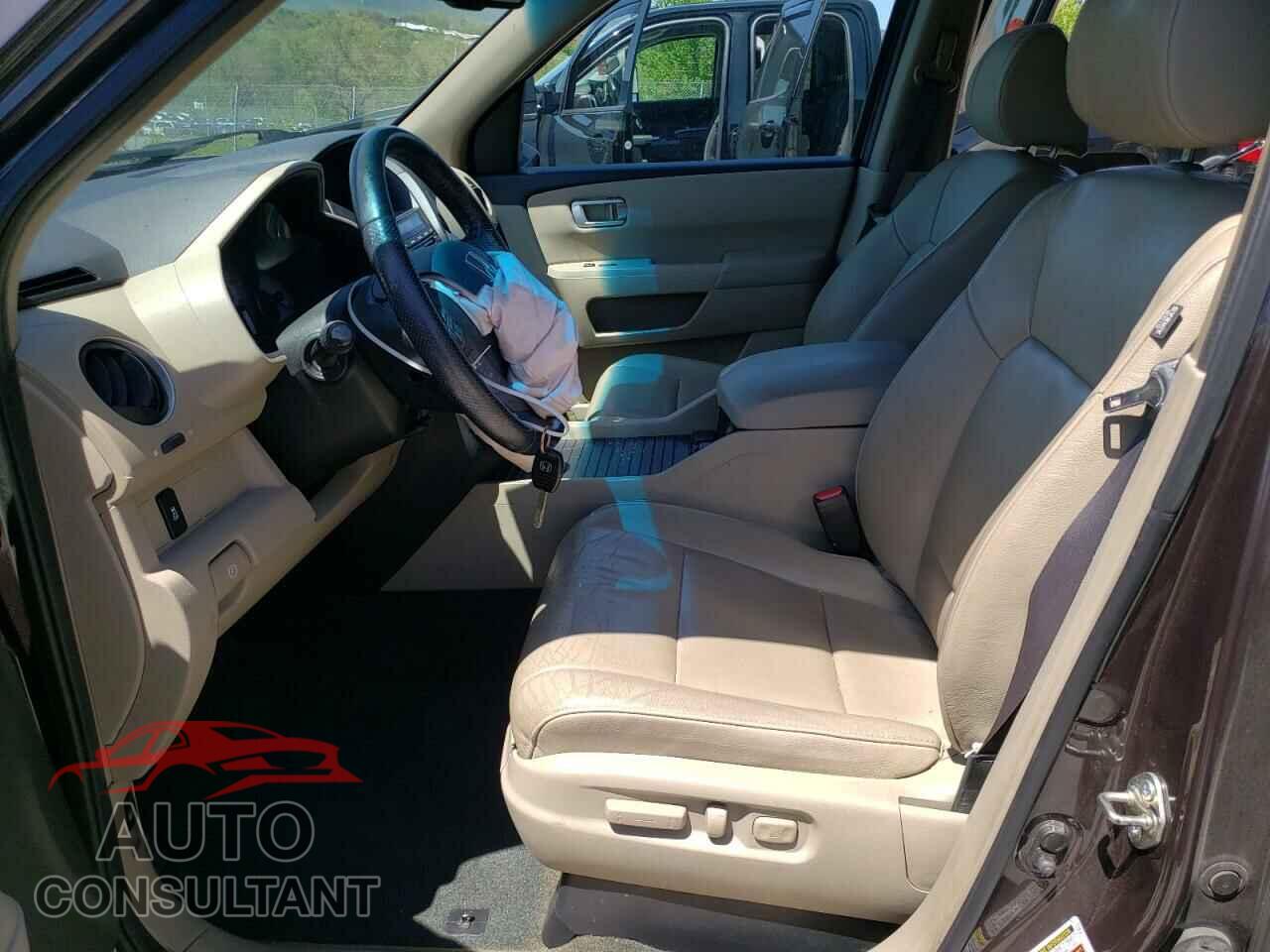 HONDA PILOT 2014 - 5FNYF4H52EB052277