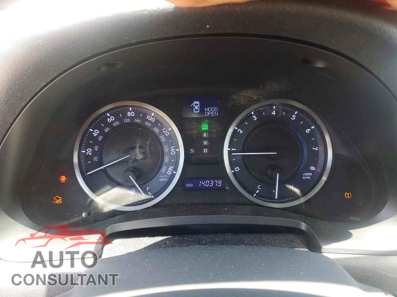 LEXUS IS 2012 - JTHCF5C25C5057189