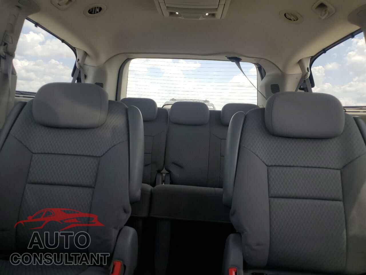 DODGE CARAVAN 2010 - 2D4RN5D18AR191248