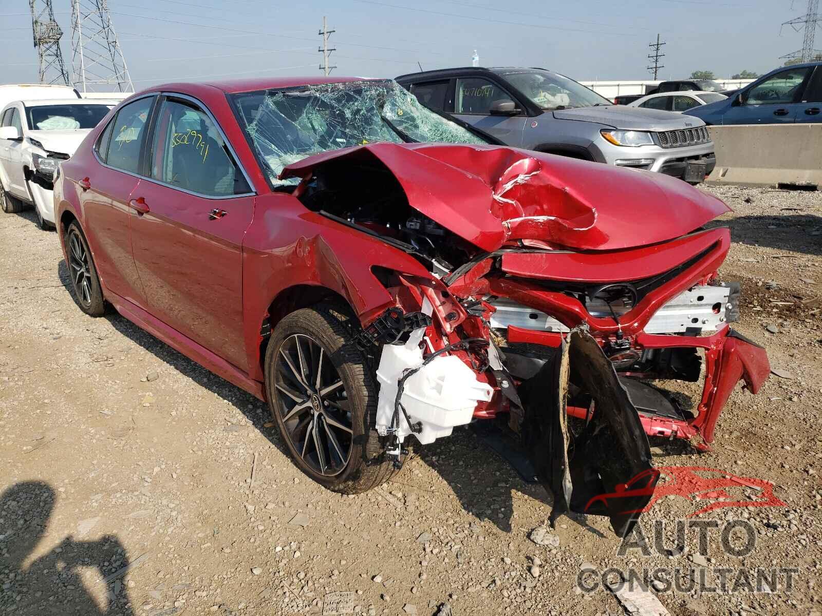 TOYOTA CAMRY 2021 - 4T1G11AK4MU424891