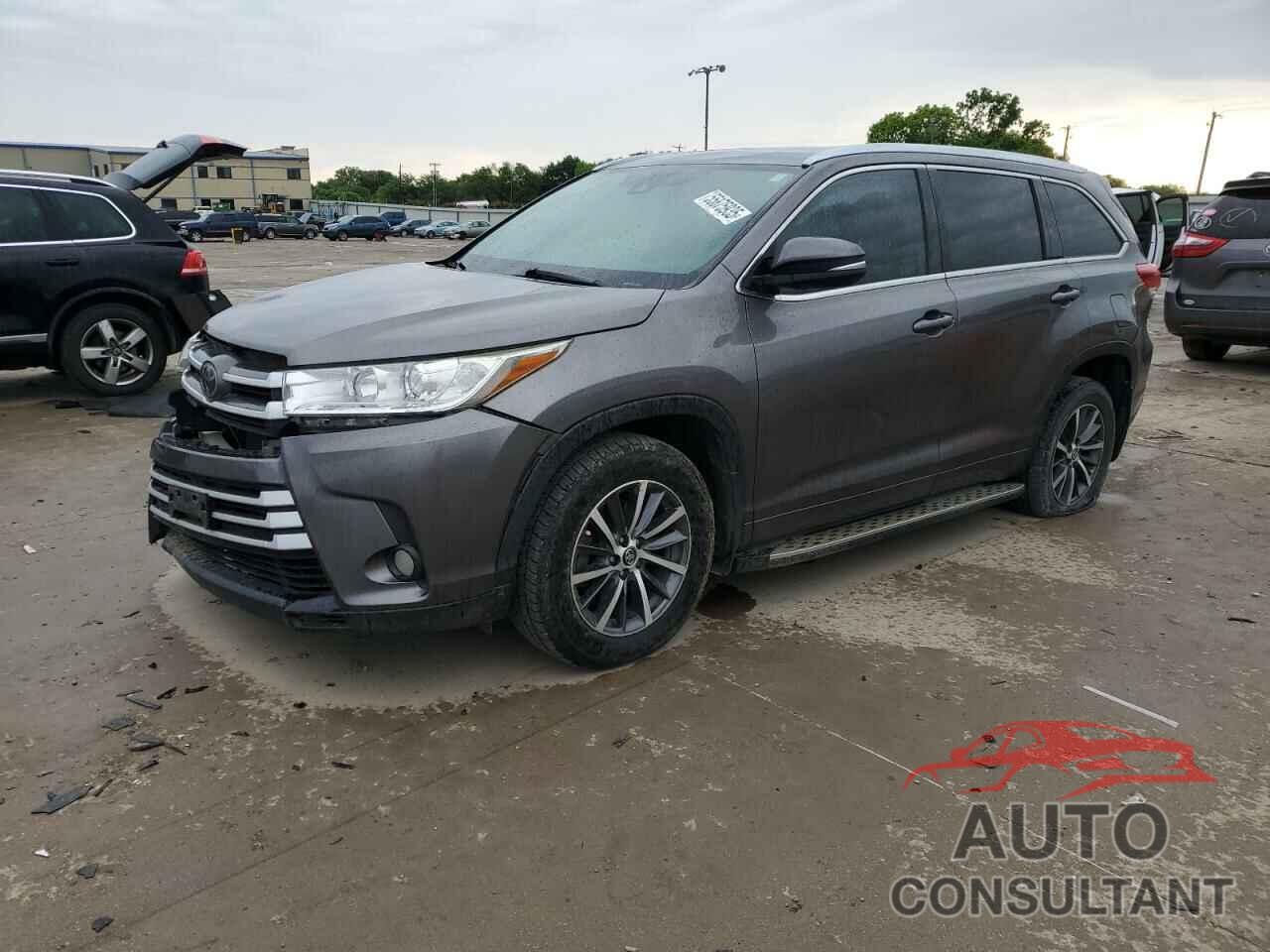 TOYOTA HIGHLANDER 2018 - 5TDKZRFH1JS545249