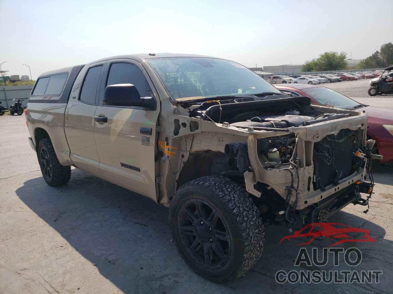 TOYOTA TUNDRA 2018 - 5TFUW5F14JX721556