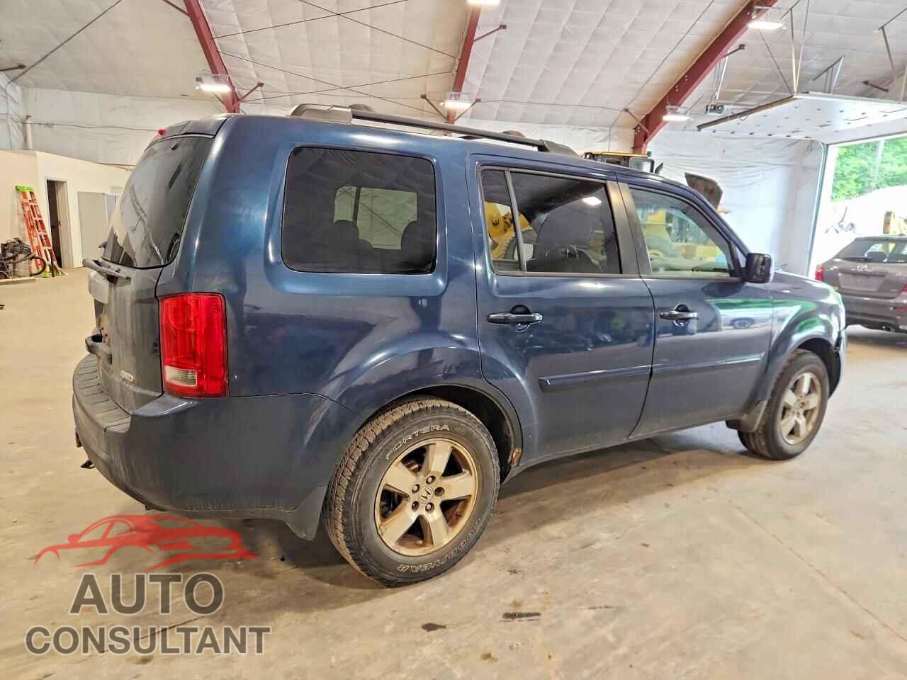 HONDA PILOT 2010 - 5FNYF4H60AB039319