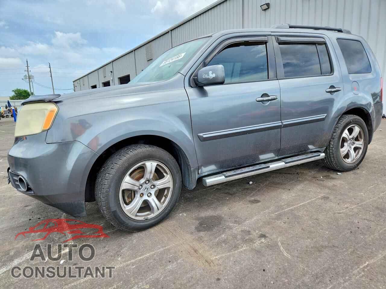 HONDA PILOT 2013 - 5FNYF3H4XDB021620