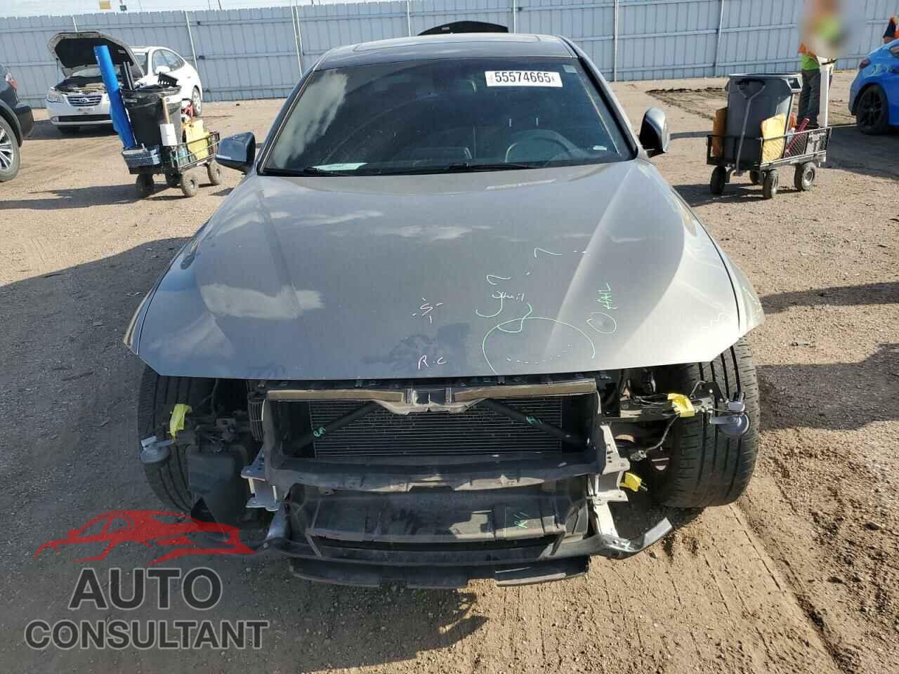 BMW 3 SERIES 2016 - WBA8E3G55GNU02467