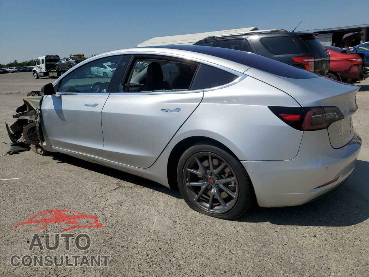 TESLA MODEL 3 2018 - 5YJ3E1EA8JF007027