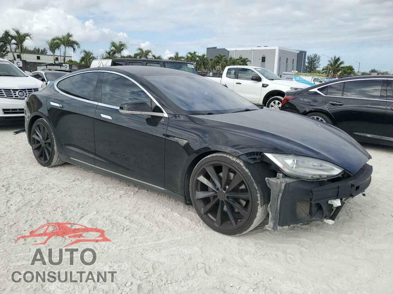 TESLA MODEL S 2013 - 5YJSA1DP4DFP05636