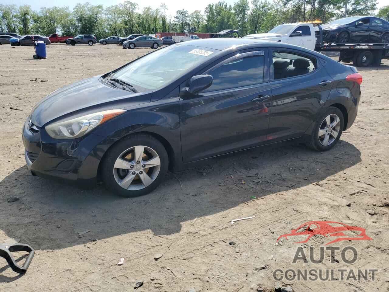 HYUNDAI ELANTRA 2013 - 5NPDH4AE9DH350716
