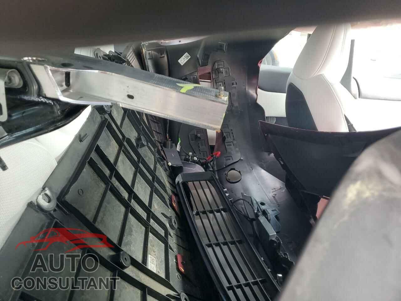 TESLA MODEL S 2023 - 5YJSA1E56PF518514