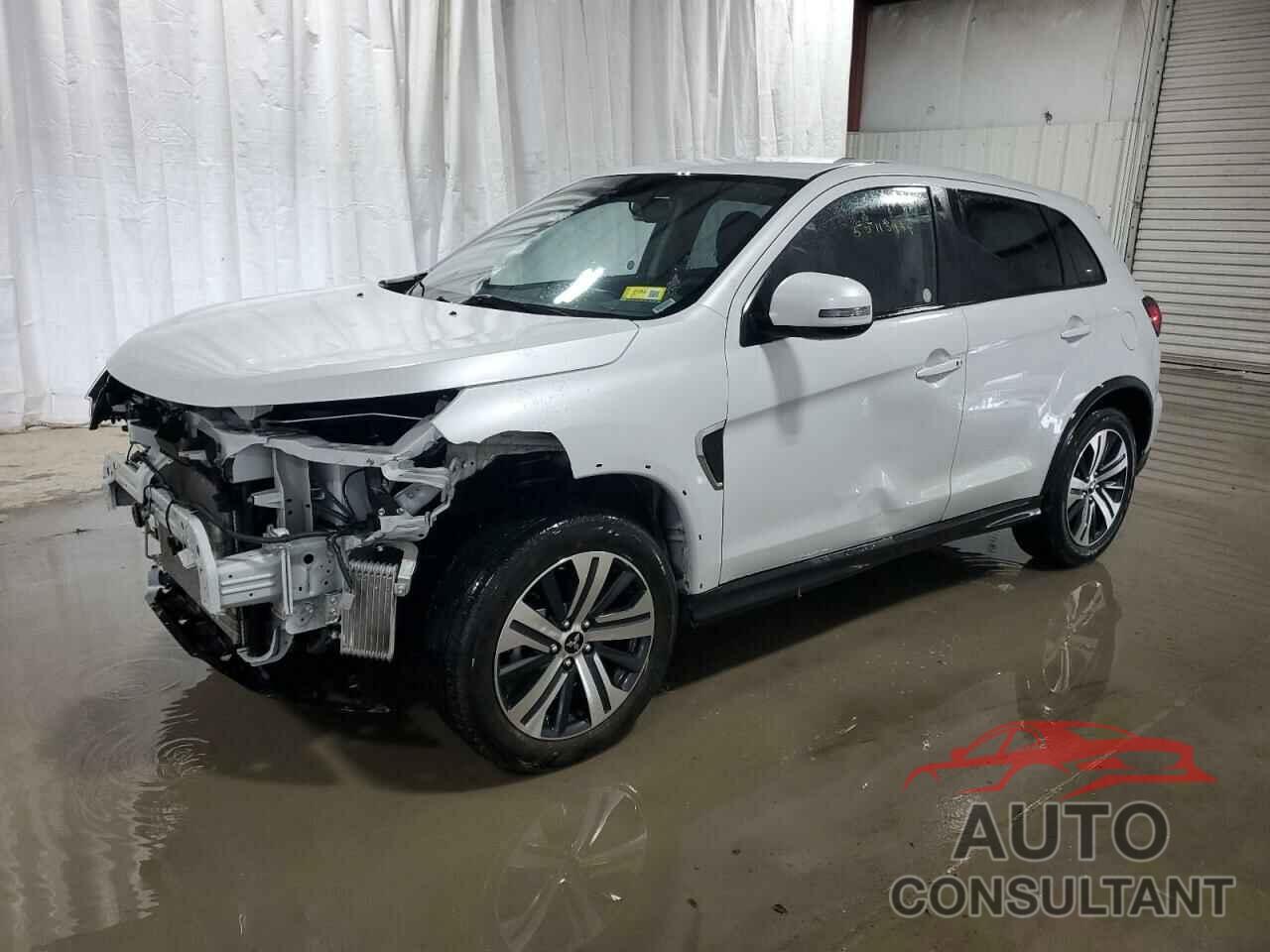 MITSUBISHI OUTLANDER 2023 - JA4ARUAU9PU010610