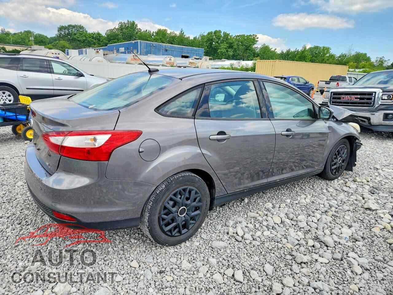 FORD FOCUS 2012 - 1FAHP3F25CL334641