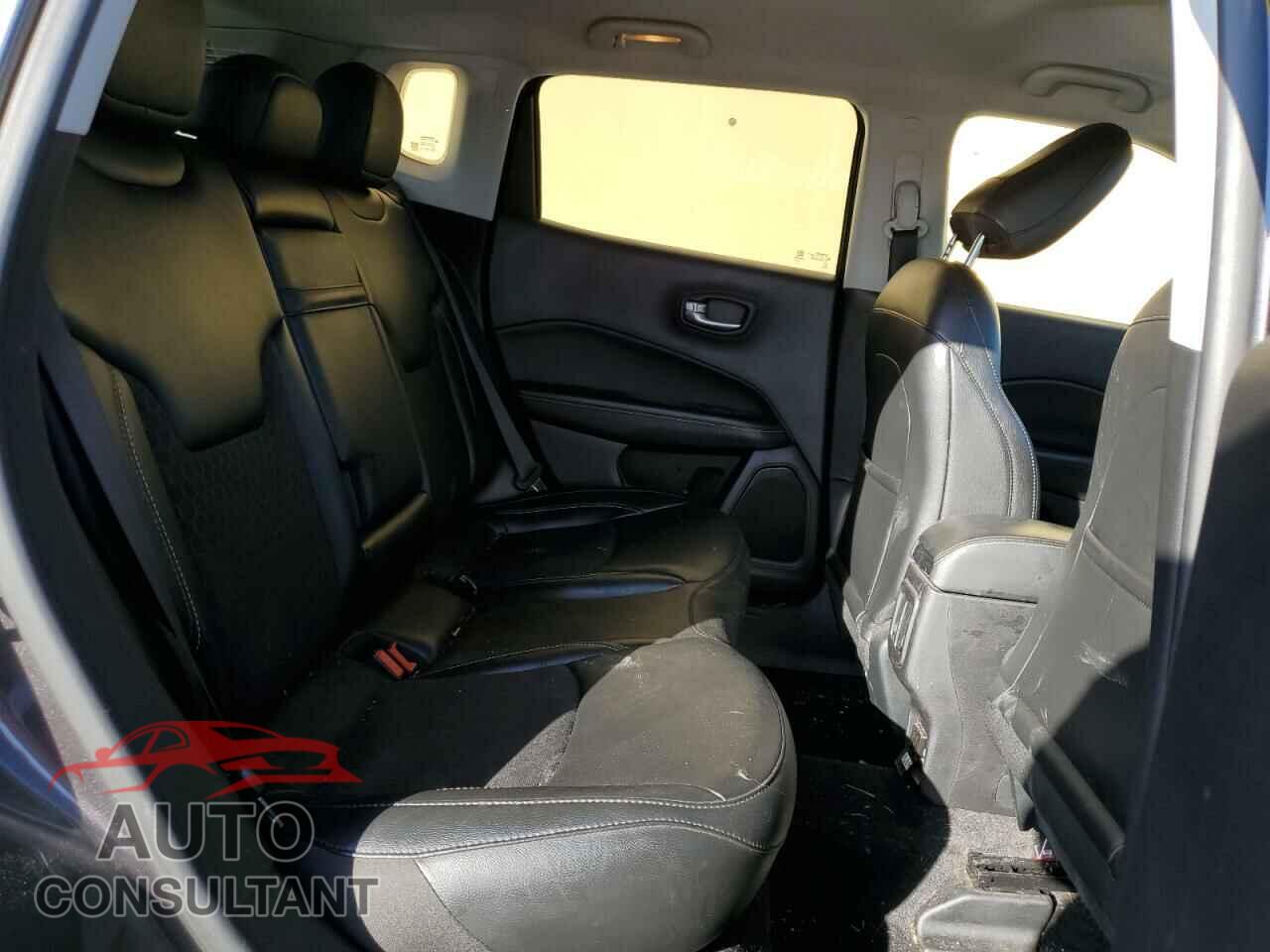 JEEP COMPASS 2019 - 3C4NJCBB0KT676859