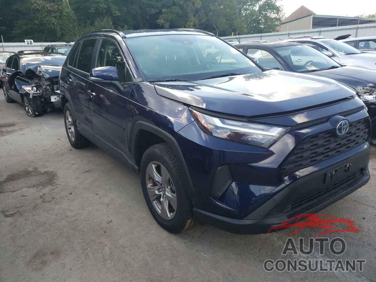 TOYOTA RAV4 2022 - JTMRWRFV3NJ055346