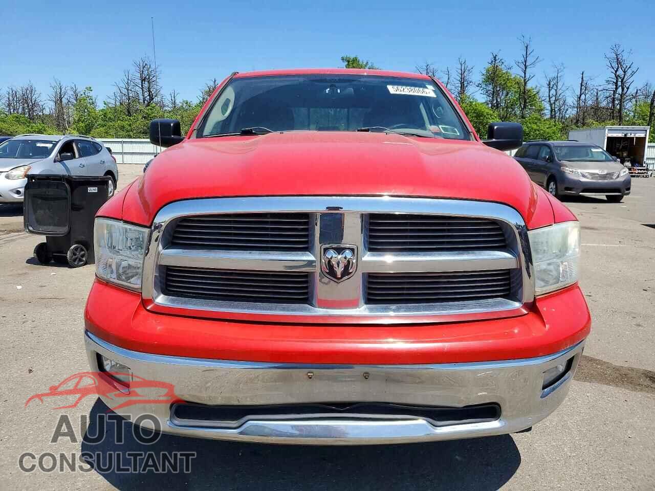 DODGE RAM 1500 2012 - 1C6RD7LT3CS126329