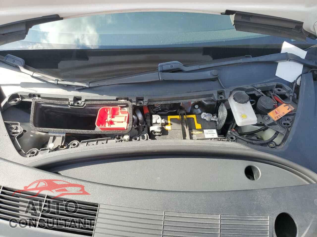 TESLA MODEL 3 2021 - 5YJ3E1EA1MF045896