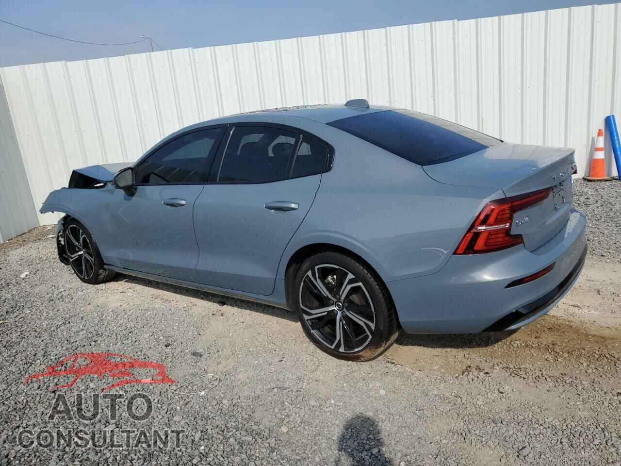 VOLVO S60 CORE 2024 - 7JRL12TK4RG323010