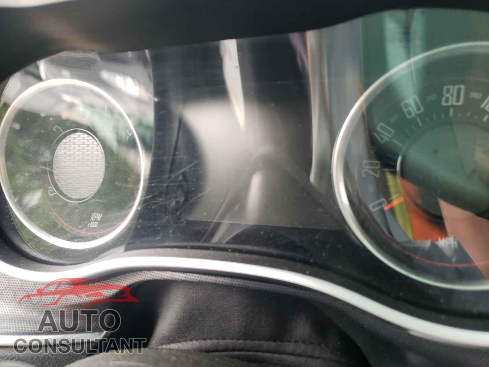 DODGE CHALLENGER 2018 - 2C3CDZAG0JH258280
