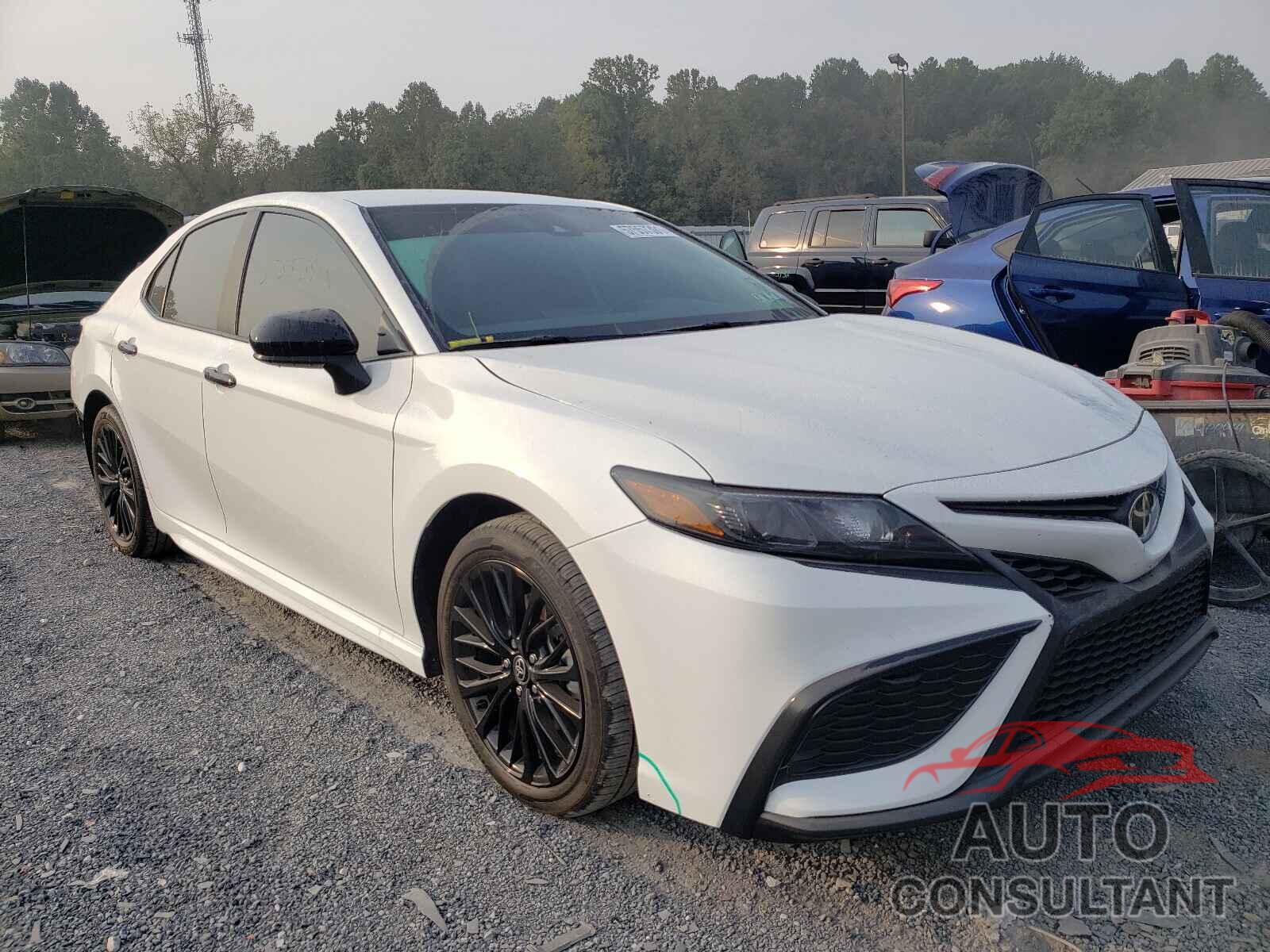 TOYOTA CAMRY 2021 - 4T1G11BK5MU024479