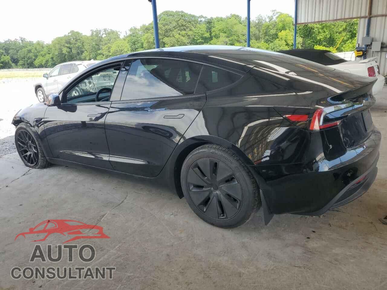 TESLA MODEL 3 2024 - 5YJ3E1EB8RF737962