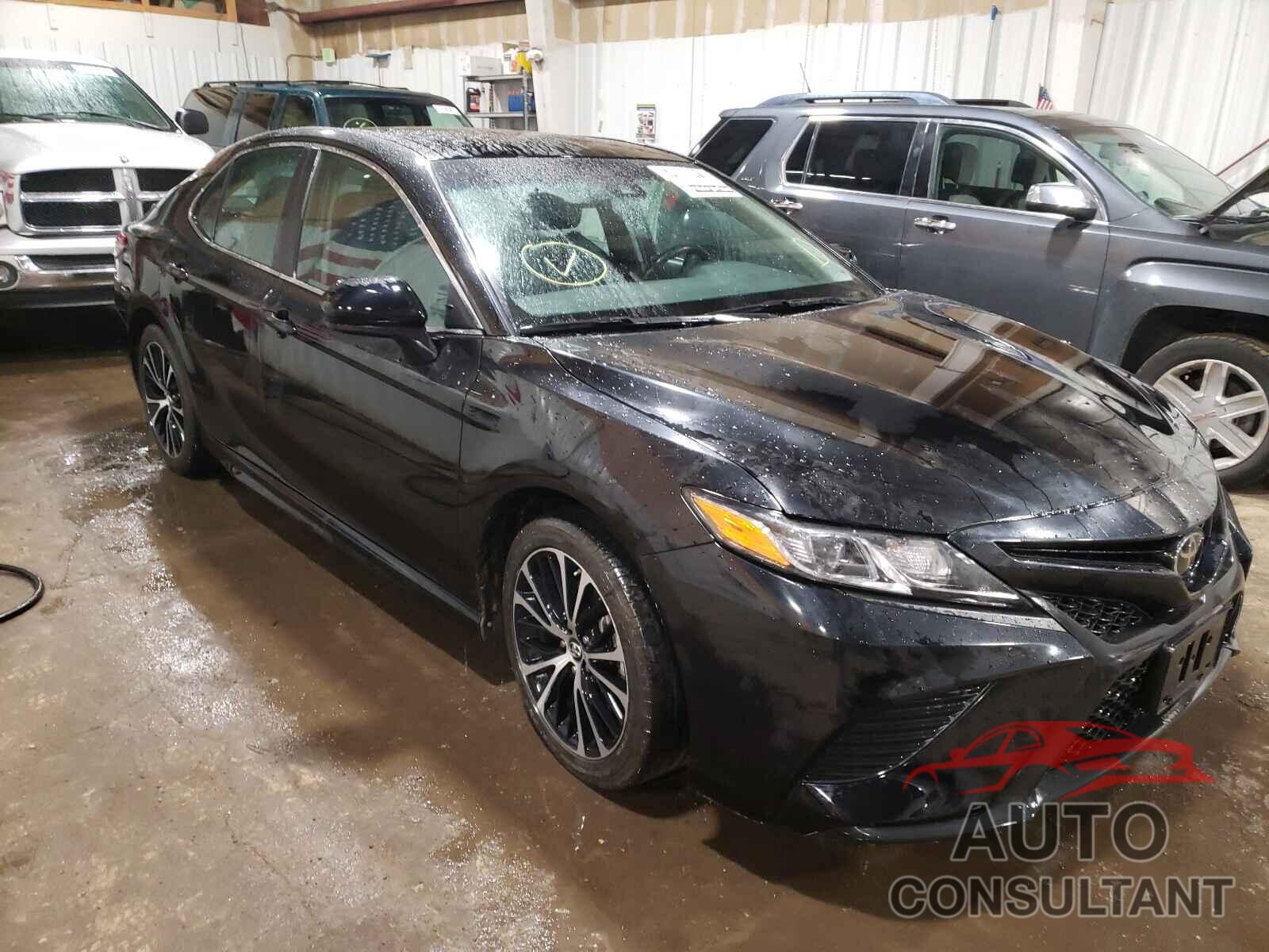 TOYOTA CAMRY 2019 - 4T1B11HK3KU724306
