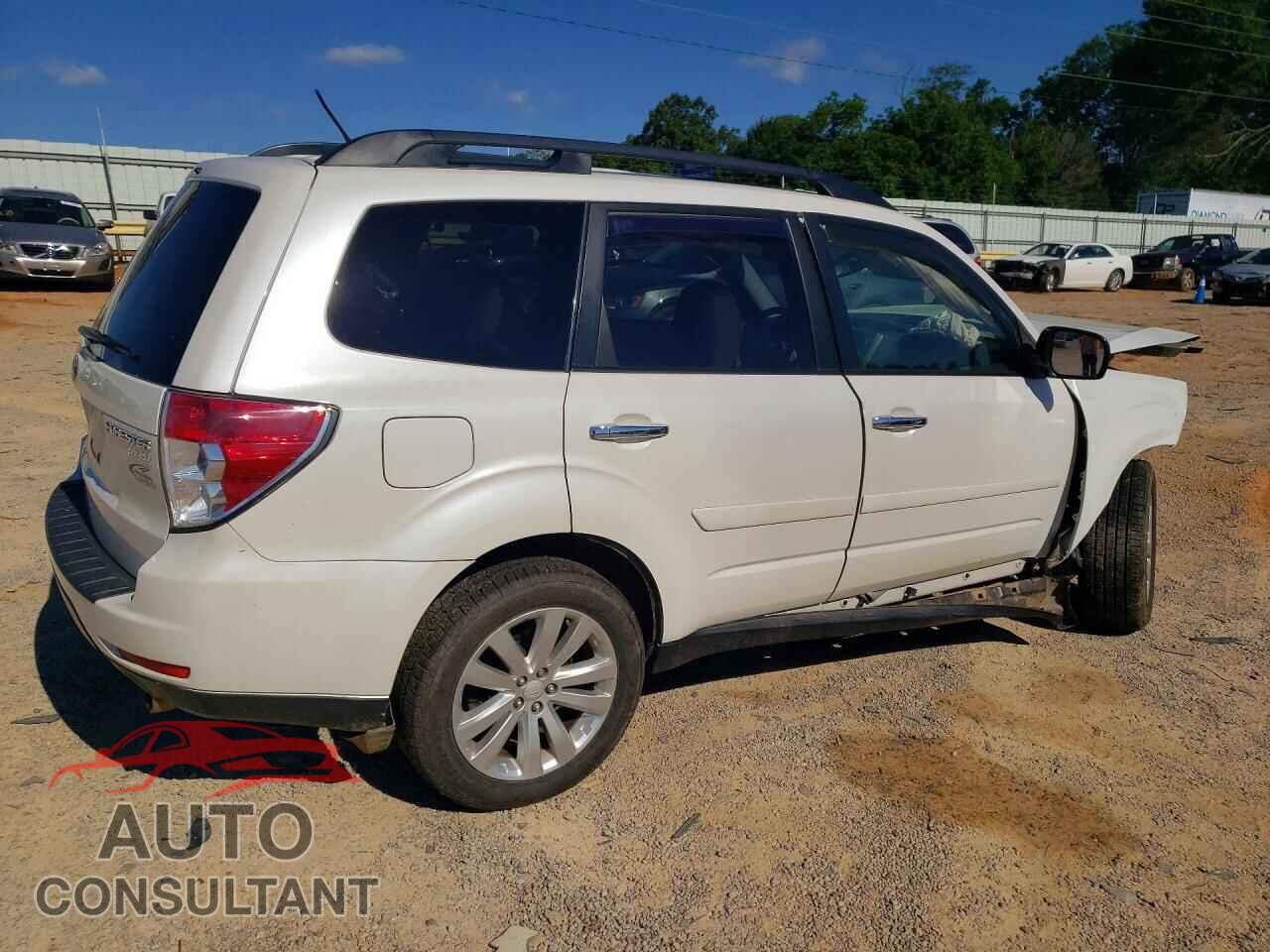SUBARU FORESTER 2013 - JF2SHAEC8DH419216