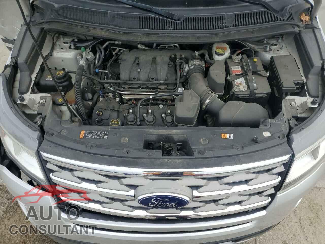 FORD EXPLORER 2018 - 1FM5K7D86JGB86933