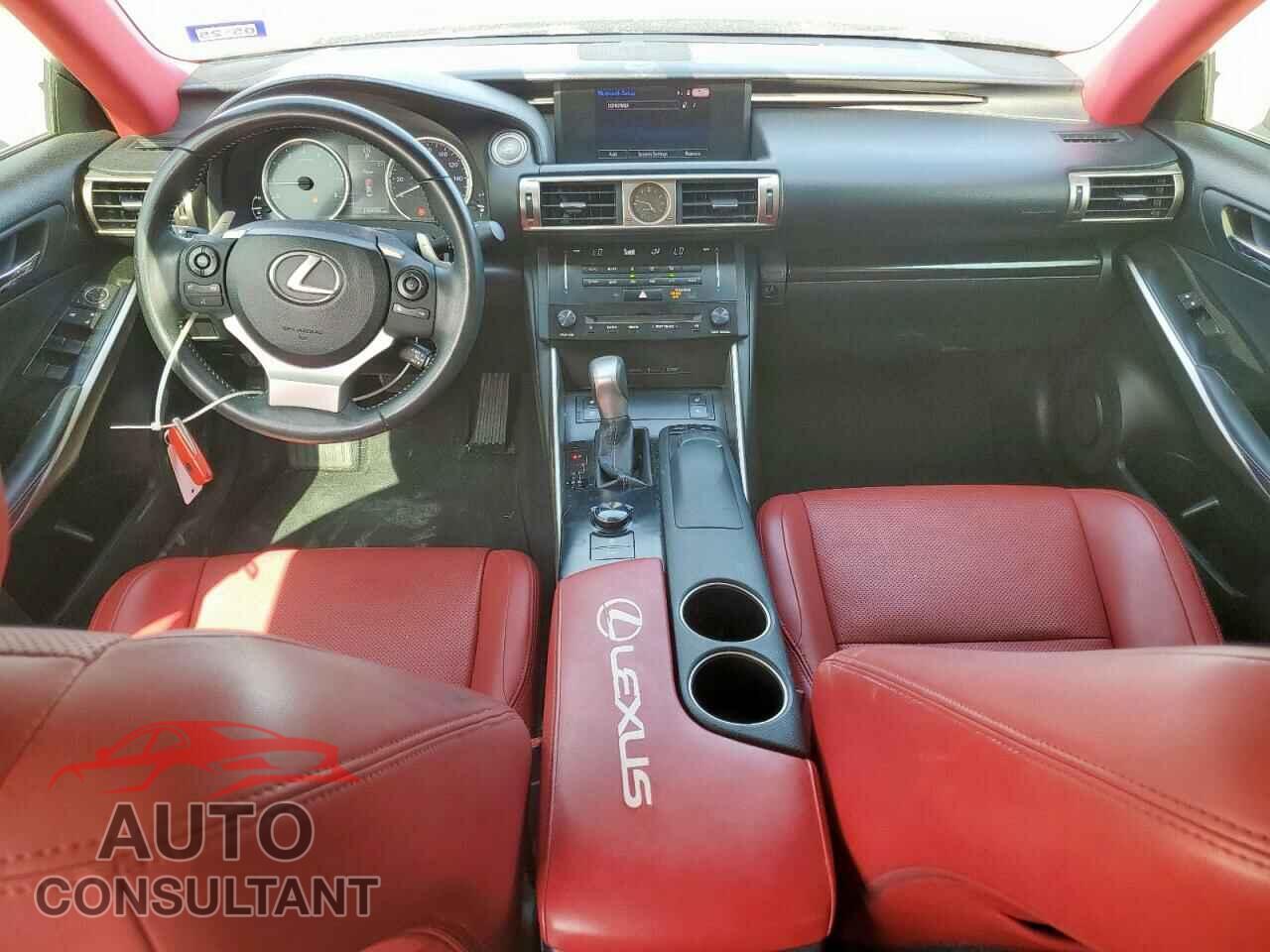 LEXUS IS 2014 - JTHBF1D22E5040114