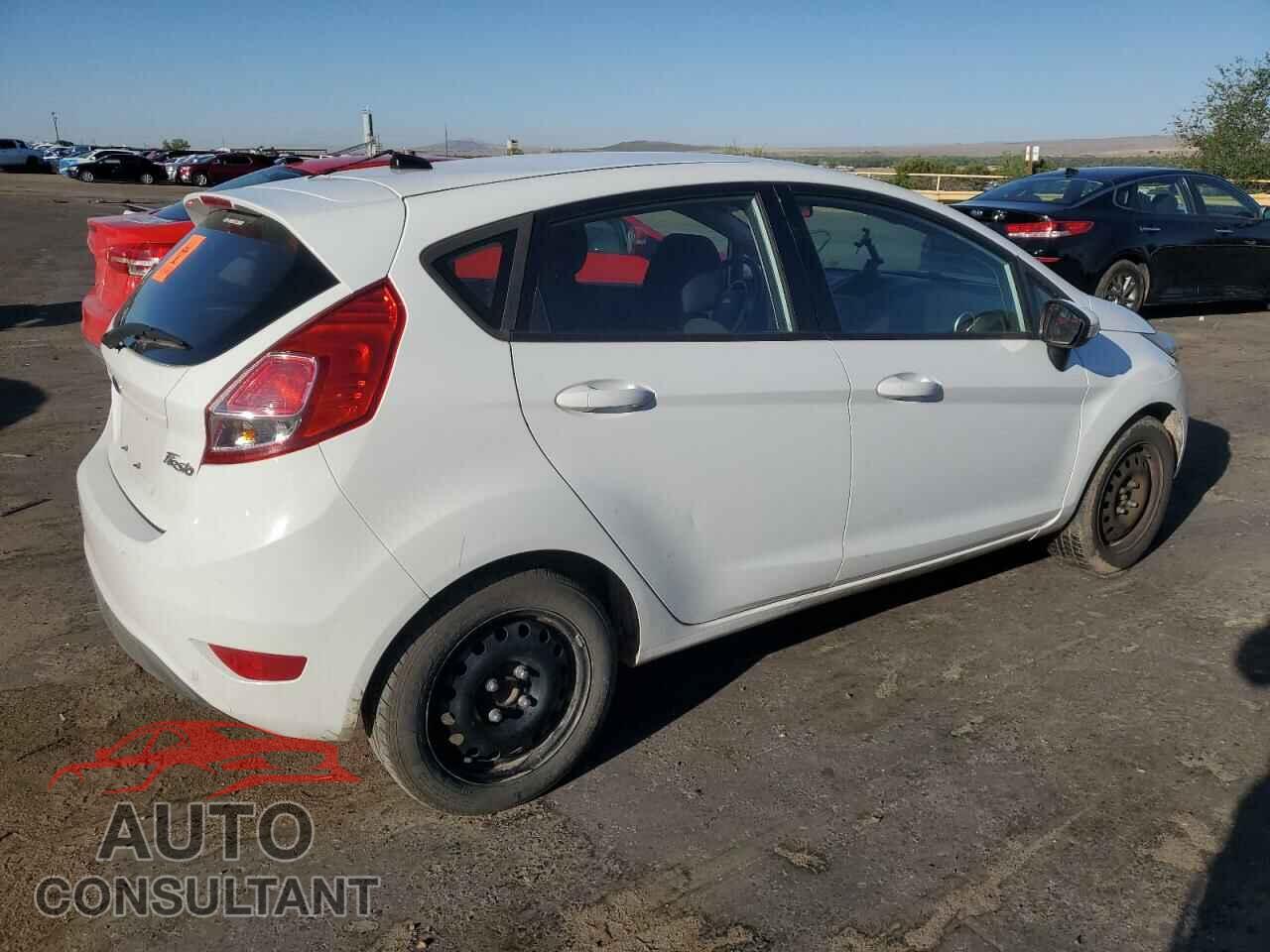 FORD FIESTA 2014 - 3FADP4EJ3EM139913