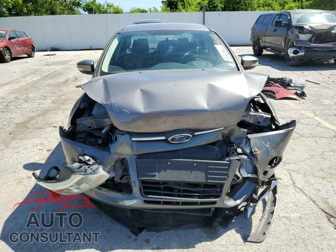 FORD FOCUS 2014 - 1FADP3F22EL373544