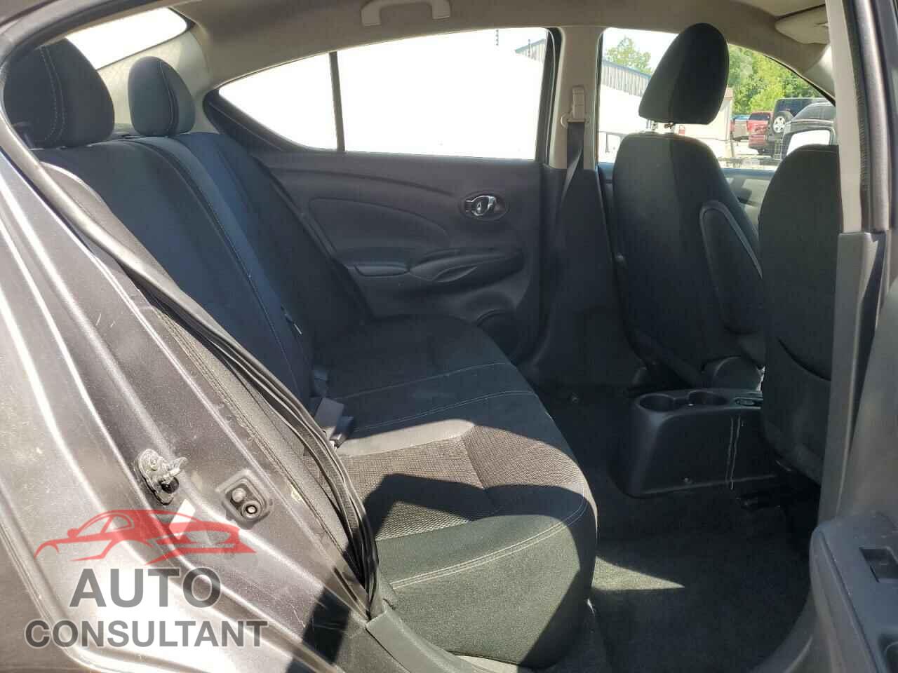 NISSAN VERSA 2017 - 3N1CN7AP3HL806306