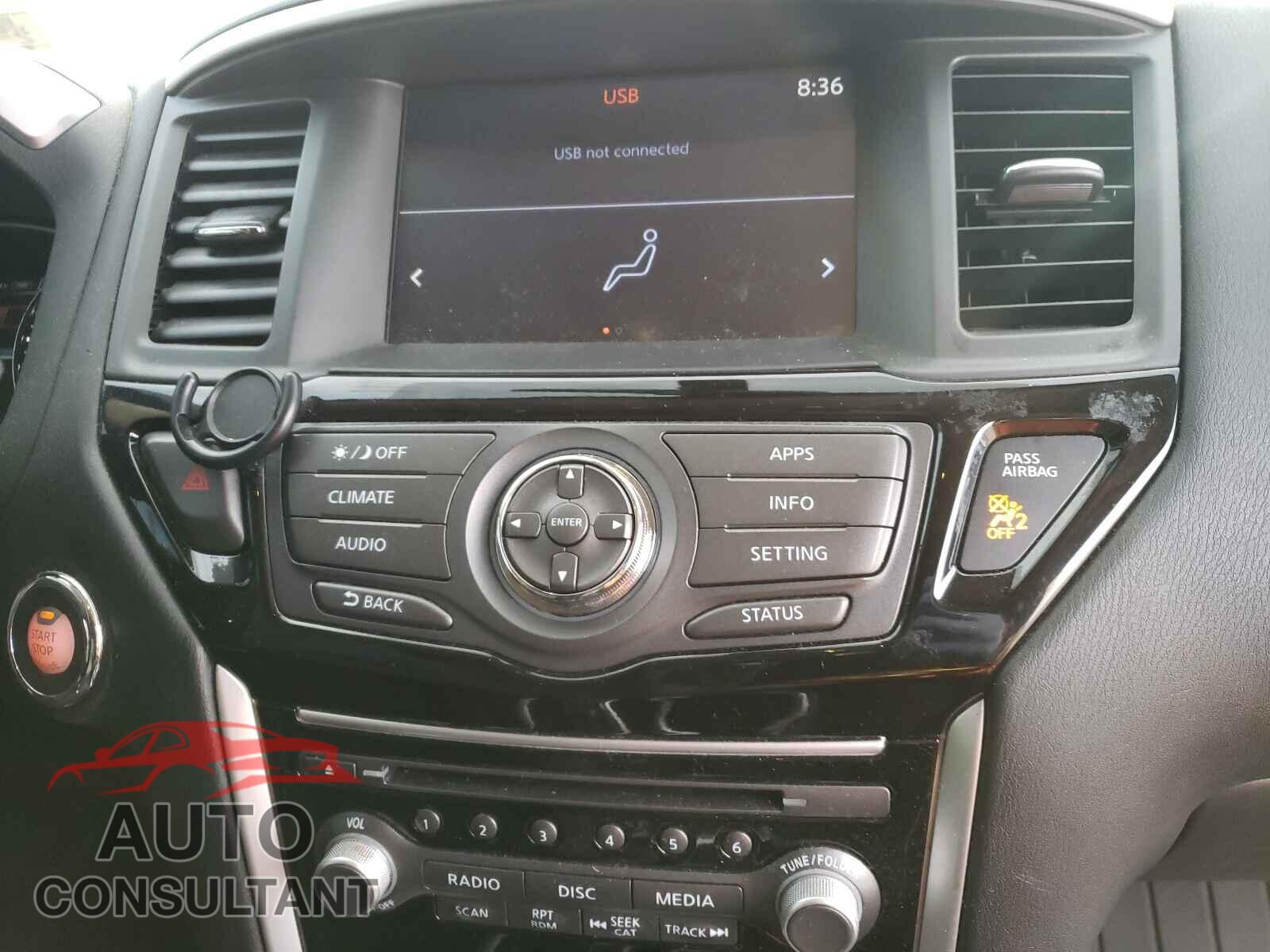 NISSAN PATHFINDER 2017 - 5N1DR2MM7HC686477