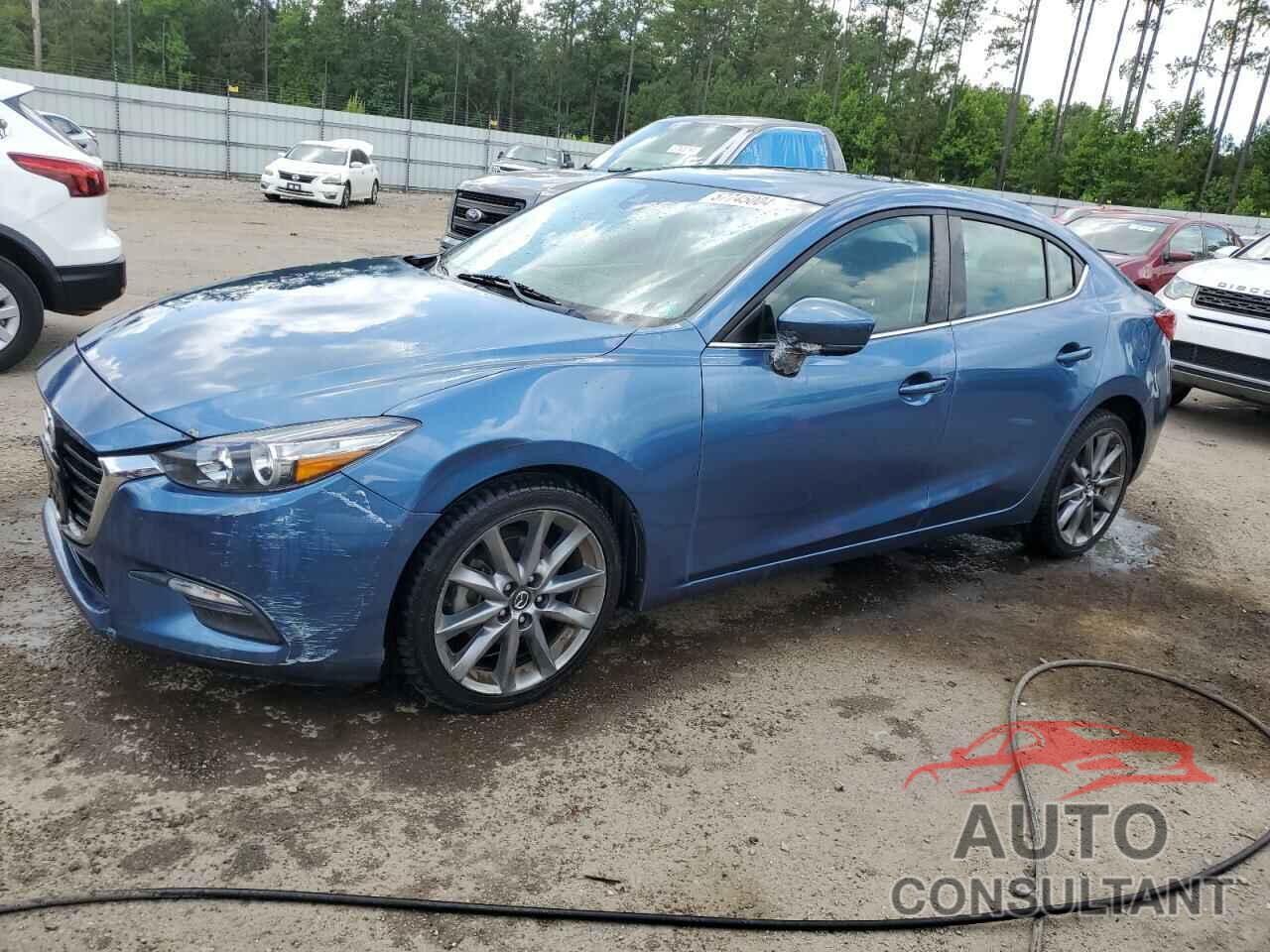 MAZDA 3 2018 - 3MZBN1V38JM203765