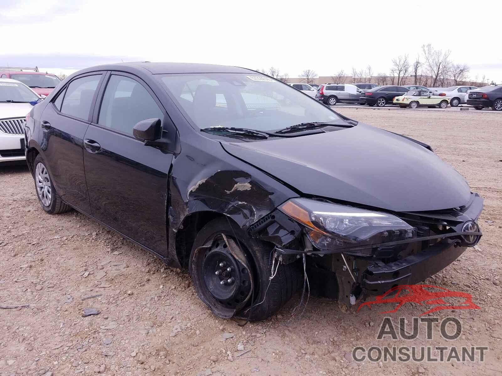 TOYOTA COROLLA 2018 - 5YFBURHE0JP834150
