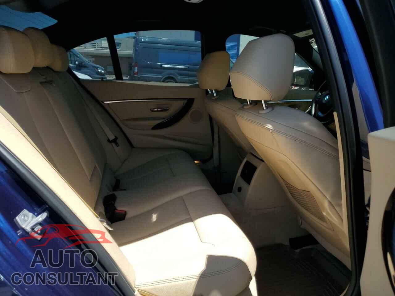 BMW 3 SERIES 2016 - WBA8E9G55GNU30496