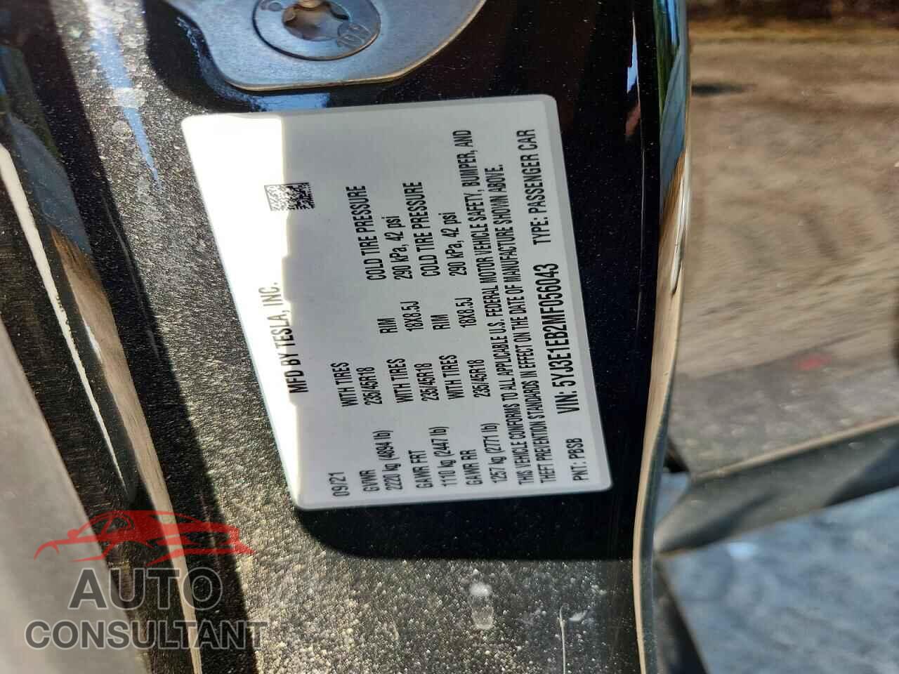 TESLA MODEL 3 2021 - 5YJ3E1EB2MF056043