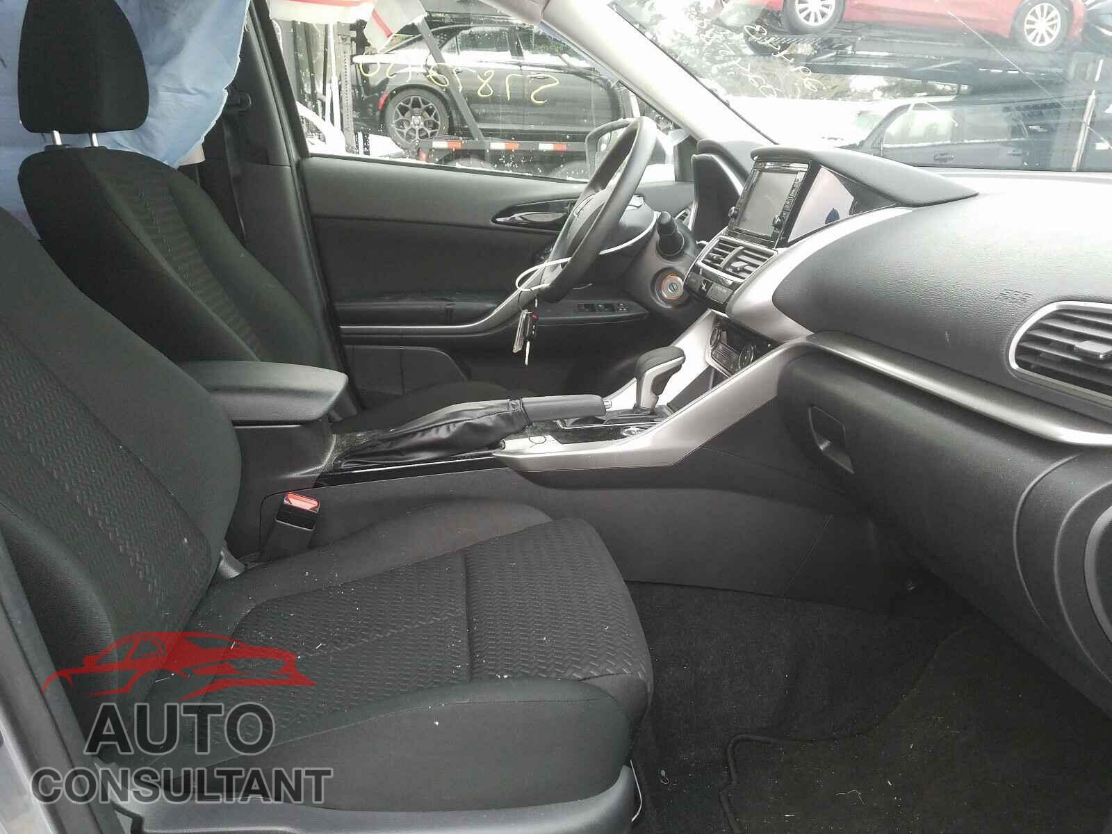 MITSUBISHI ECLIPSE 2019 - JA4AT3AA4KZ024539
