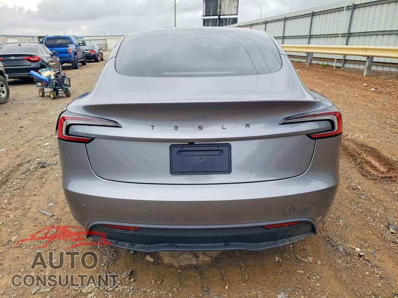 TESLA MODEL 3 2026 - 5YJ3E1EAXTF183001