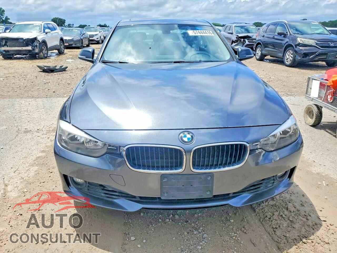 BMW 3 SERIES 2014 - WBA3B3C57EJ977974