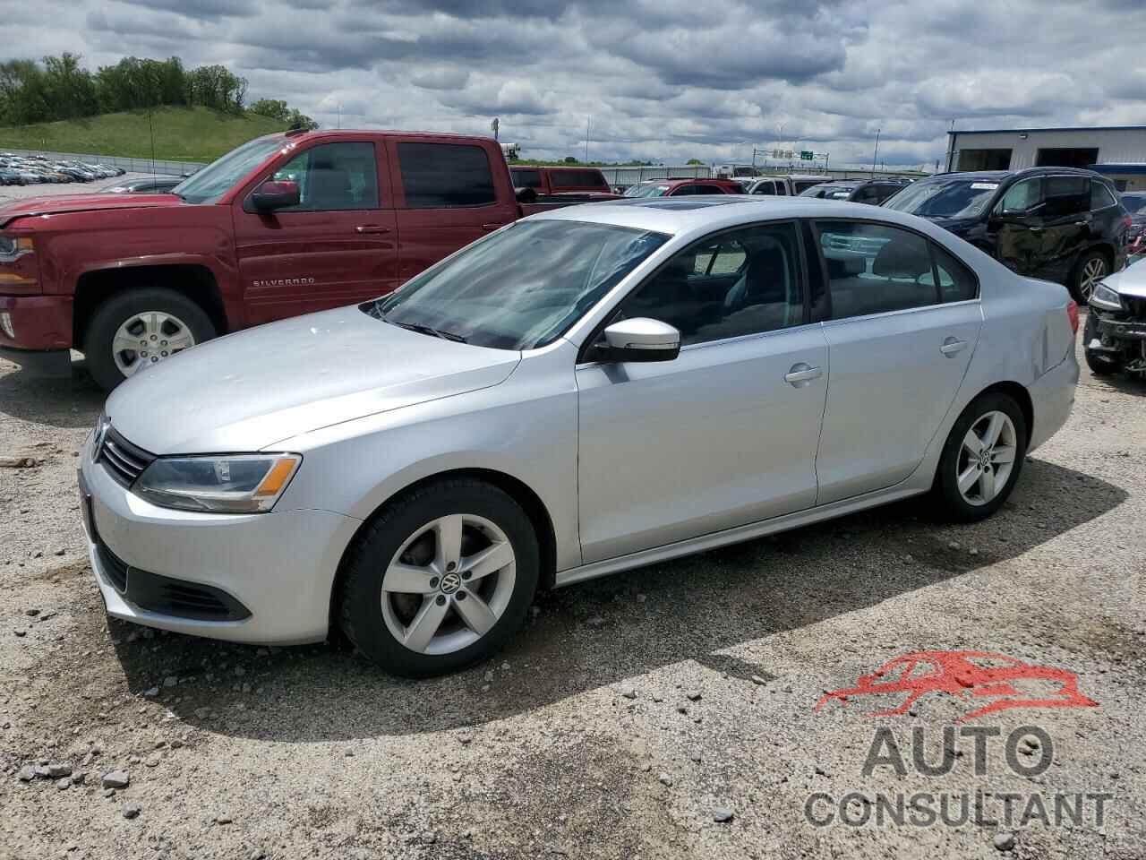 VOLKSWAGEN JETTA 2014 - 3VWLL7AJ5EM404661