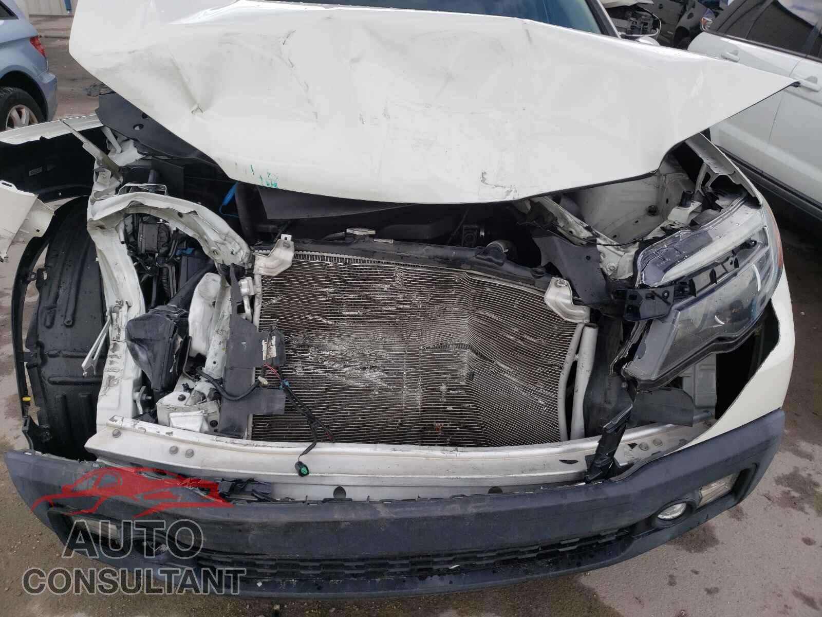 HONDA RIDGELINE 2017 - 5FPYK2F53HB010974
