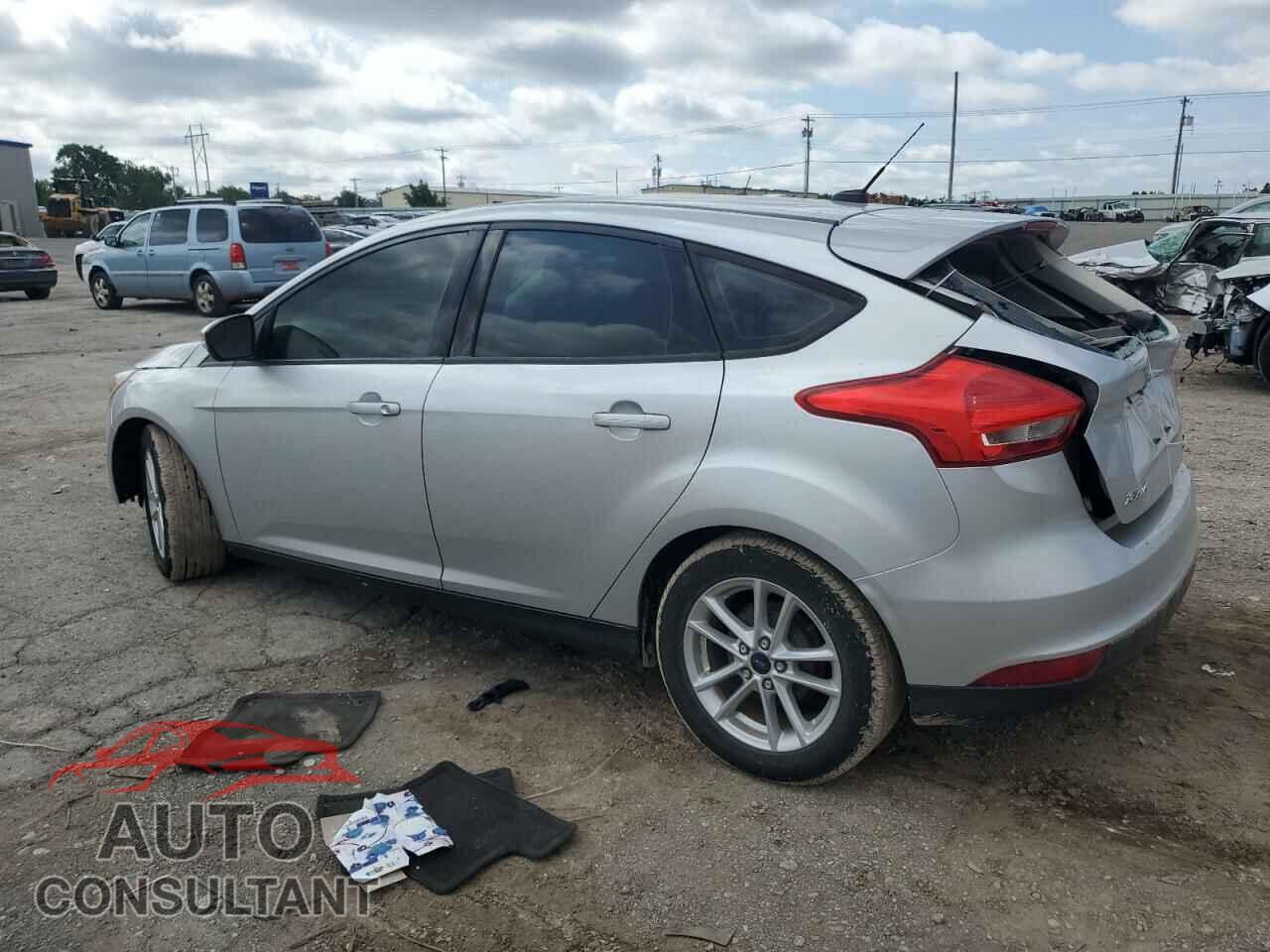 FORD FOCUS 2015 - 1FADP3K22FL305848