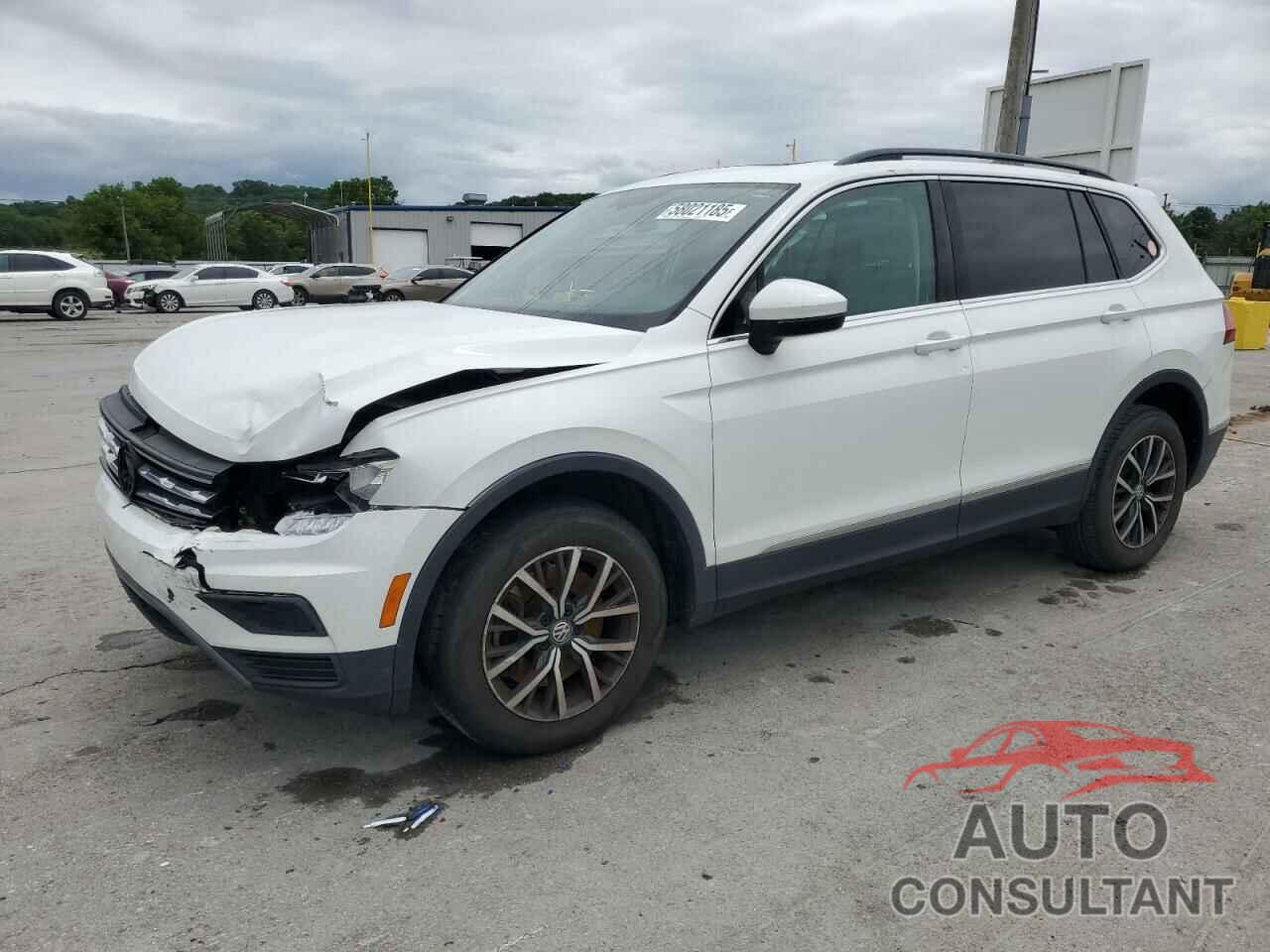 VOLKSWAGEN TIGUAN 2018 - 3VV3B7AX9JM193387