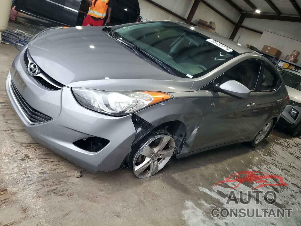HYUNDAI ELANTRA 2013 - 5NPDH4AE0DH201126