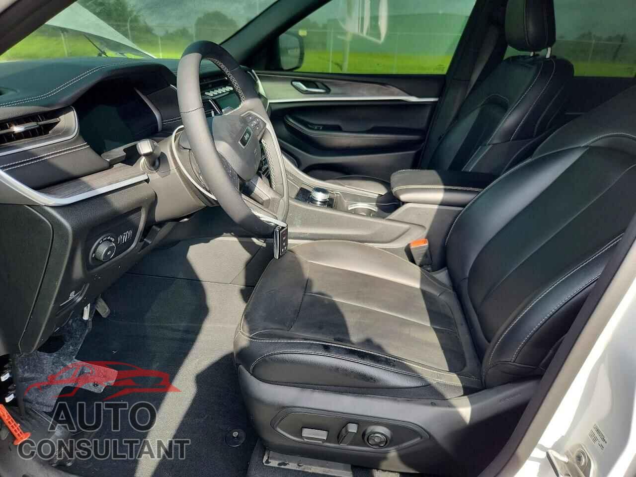 JEEP CHEROKEE 2025 - 1C4RJGBG2S8671956