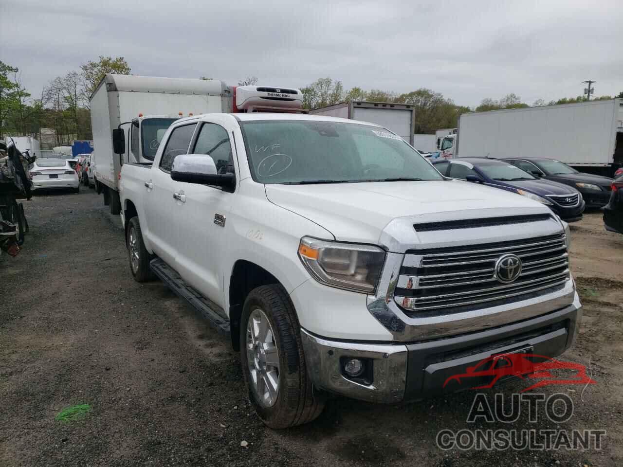 TOYOTA TUNDRA 2020 - 5TFAY5F18LX919136