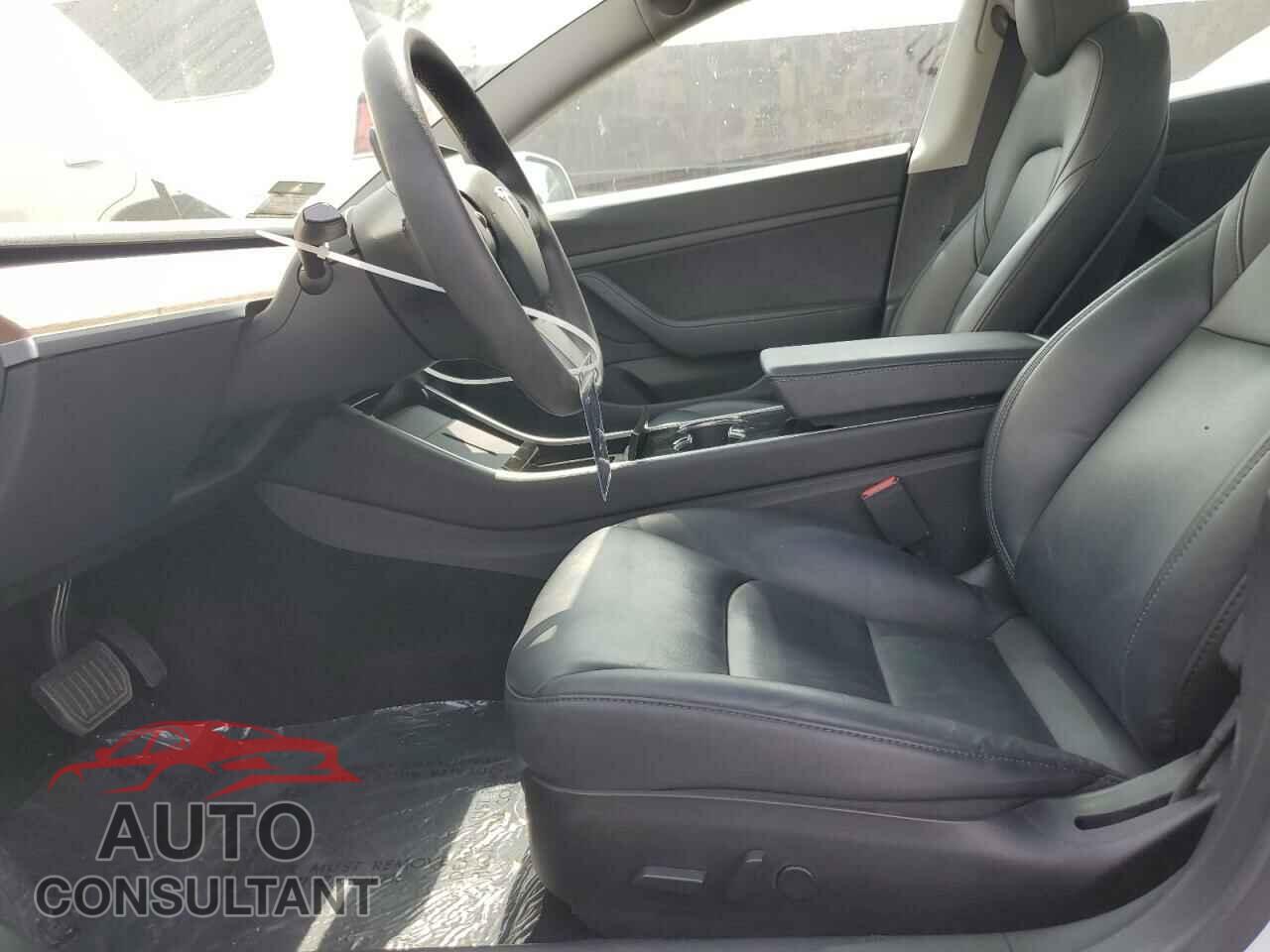 TESLA MODEL 3 2020 - 5YJ3E1EA8LF799439