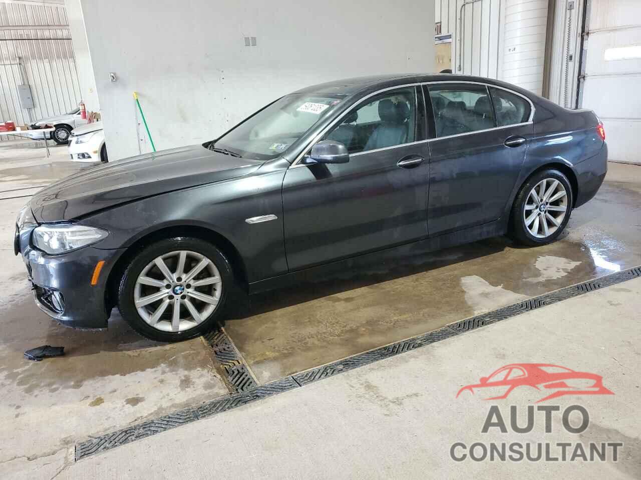 BMW 5 SERIES 2015 - WBA5B3C53FD543057