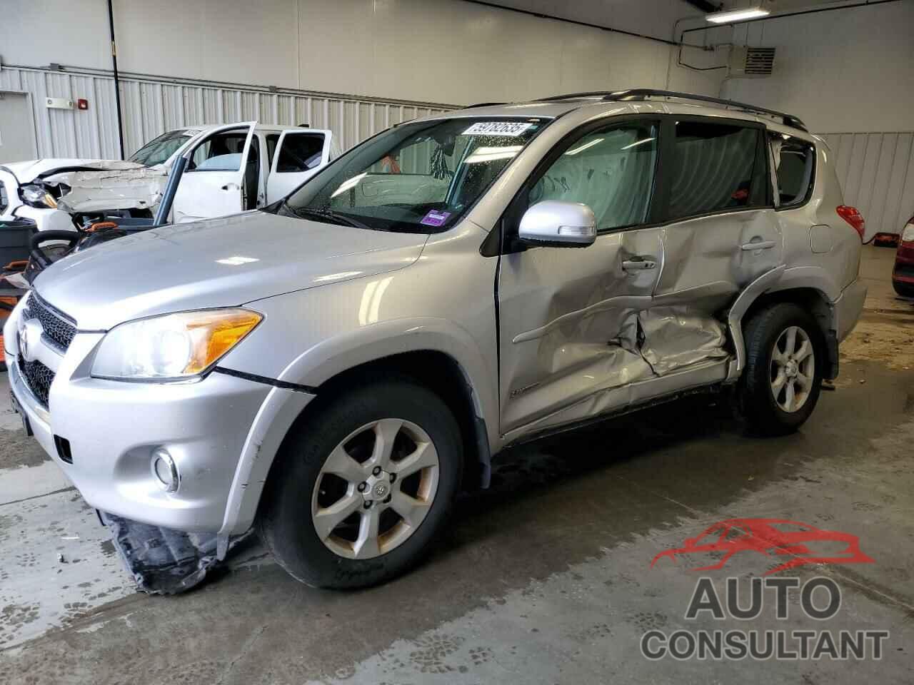 TOYOTA RAV4 2011 - 2T3DF4DV9BW098568